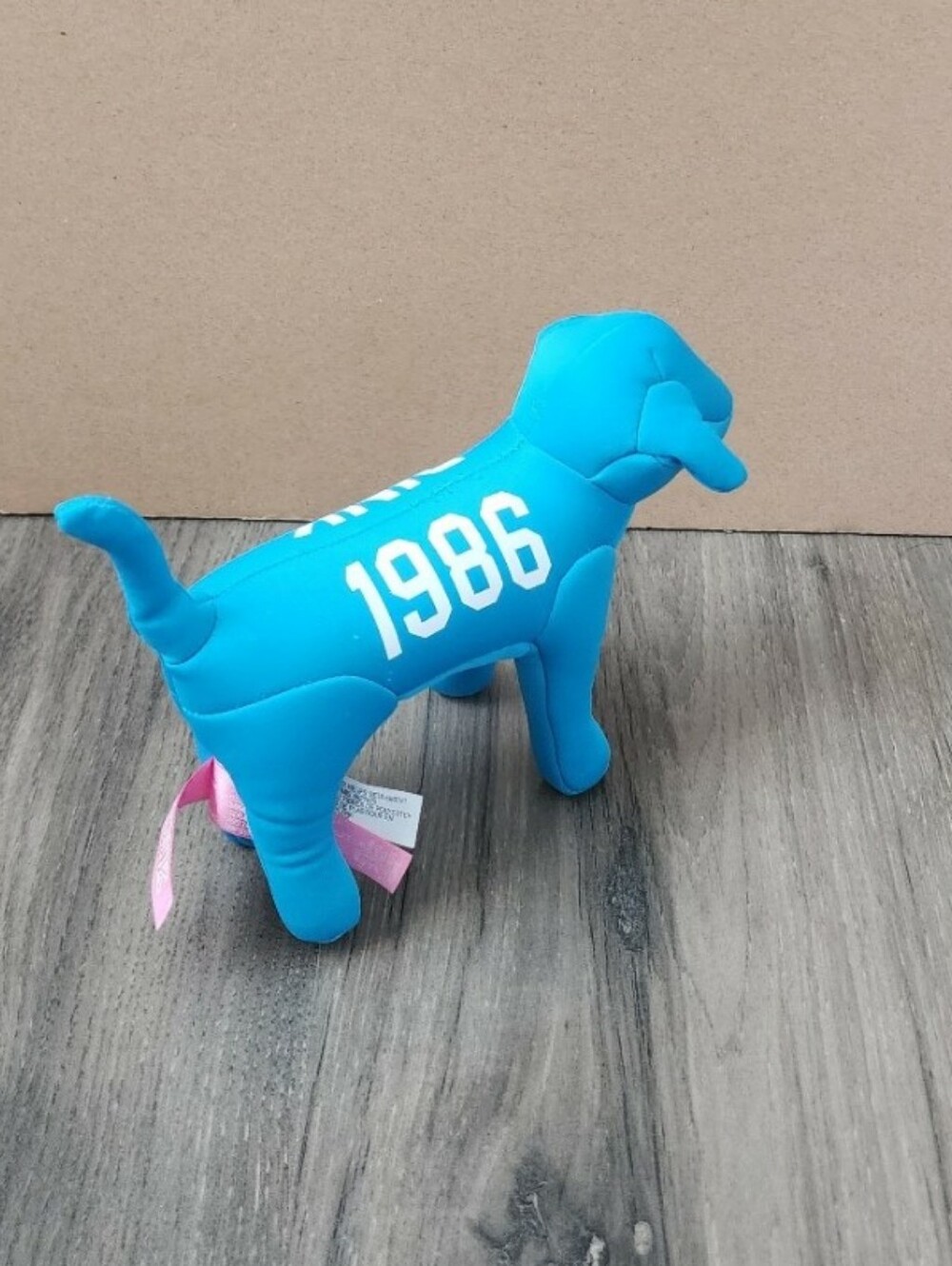 Vs Pink 1986 Pink Dog